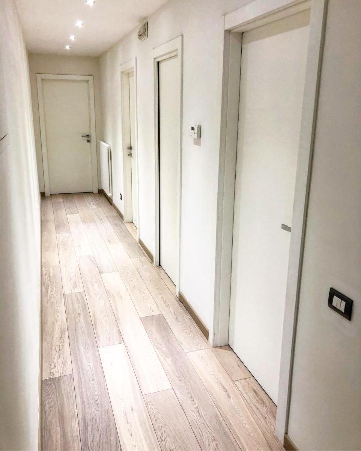 Apartment Deluxe Sassi Di מטרה מראה חיצוני תמונה